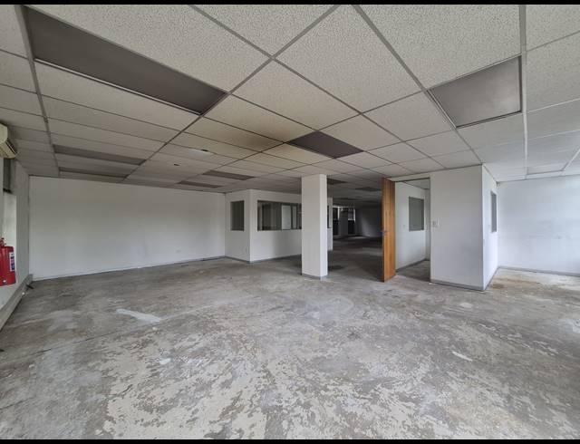 413M² OFFICE TO LET IN CRAIGHALL